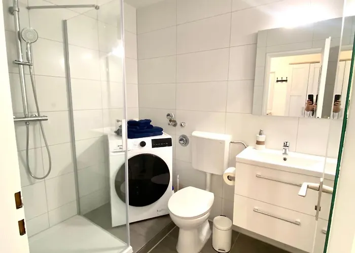 Komfortable In Zentraler Lage *
